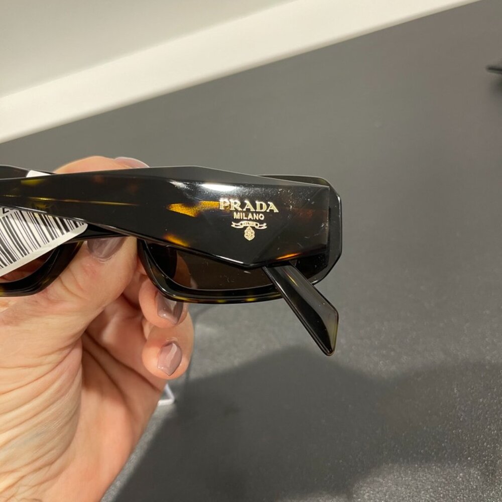 Prada Tortoise Sunglasses (JB1384) - Picture 2 of 5